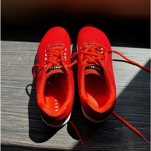 No Bull, women’s size 9